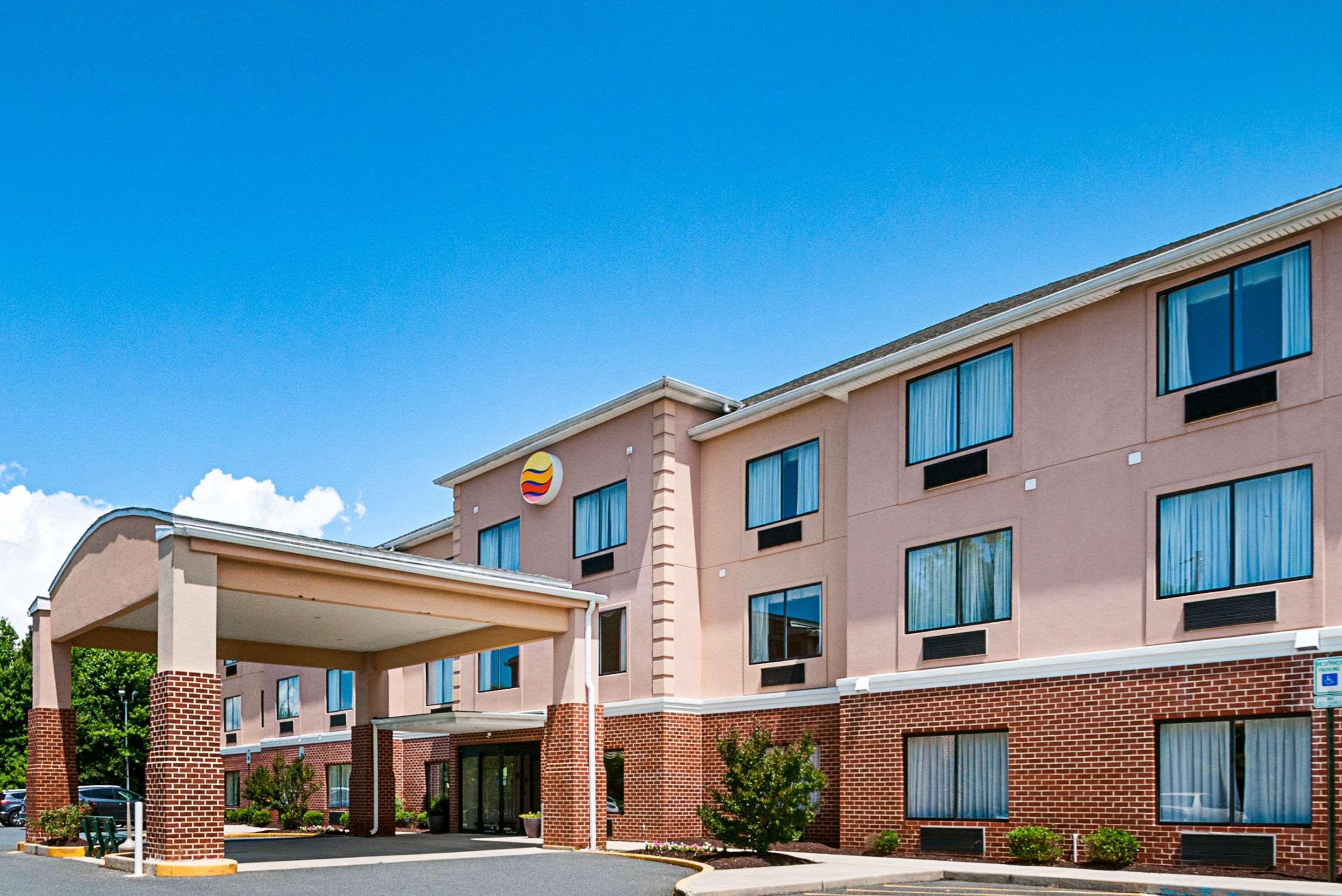 Comfort Inn & Suites Cambridge Exterior foto